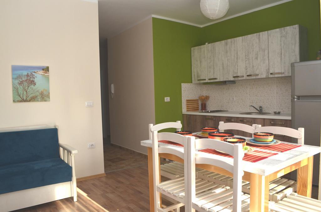 דירות גולם Rezidenca Kalter Durres מראה חיצוני תמונה